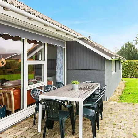 Semesterbostad 4 Star In Juelsminde Sonderby (Midtjylland)